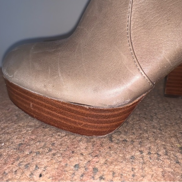 Gianni Bini Tan Leather Ankle Booties Bows - Picture 10 of 14